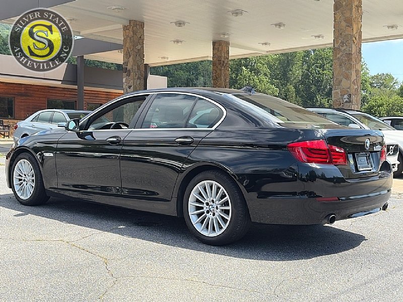 Used 2011 BMW 535i Sedan RWD image 4