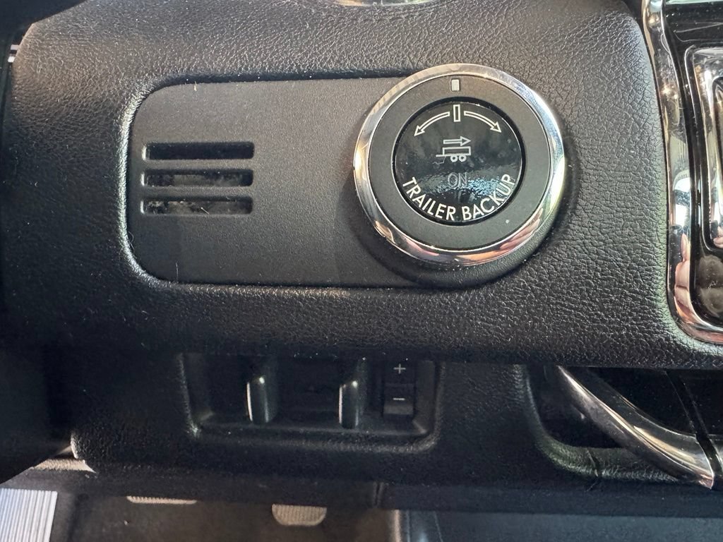 Used 2018 Lincoln Navigator L Reserve w/ Technology Package AWD/4WD image 18