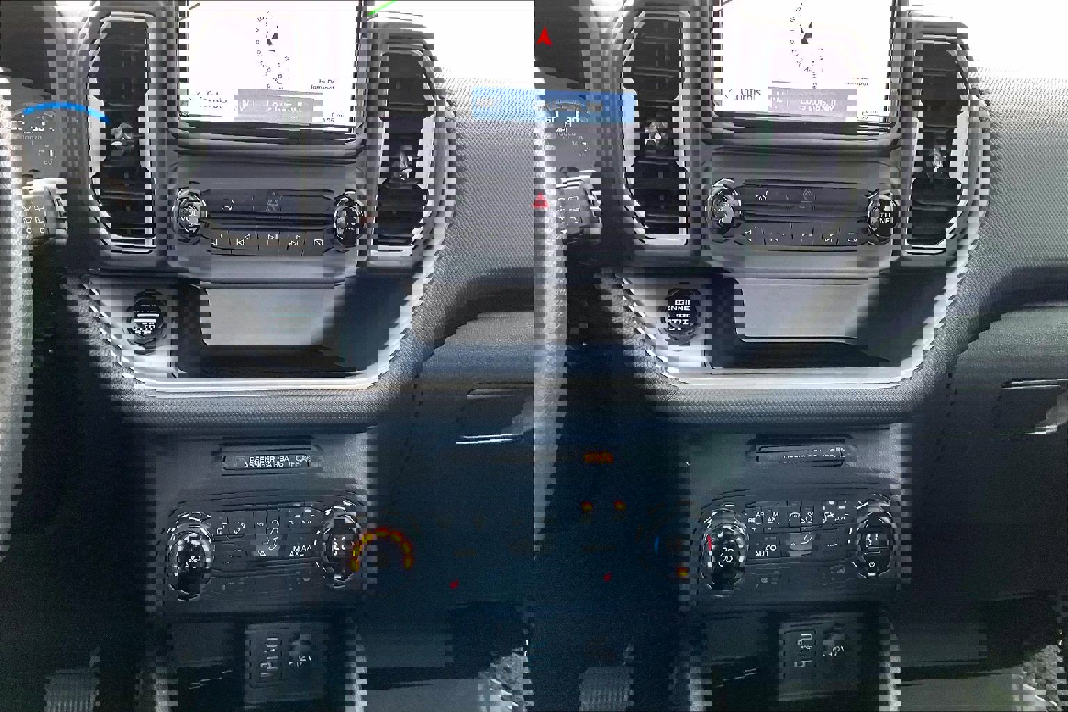 Used 2021 Ford Bronco Sport Big Bend w/ Big Bend Package (96B) AWD/4WD image 15