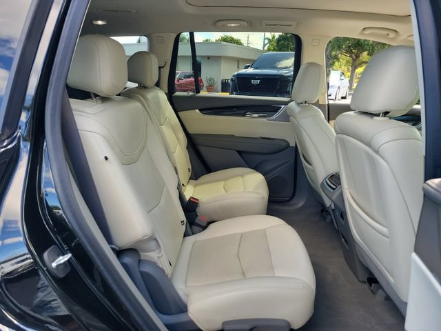 Used 2021 Cadillac XT6 Premium Luxury FWD image 25
