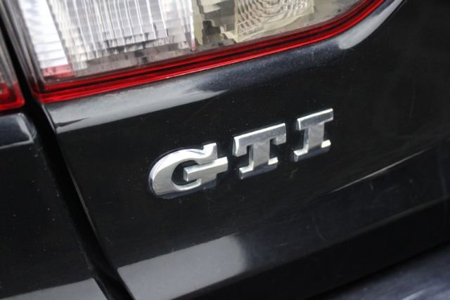 Used 2012 Volkswagen GTI 4-Door FWD image 9