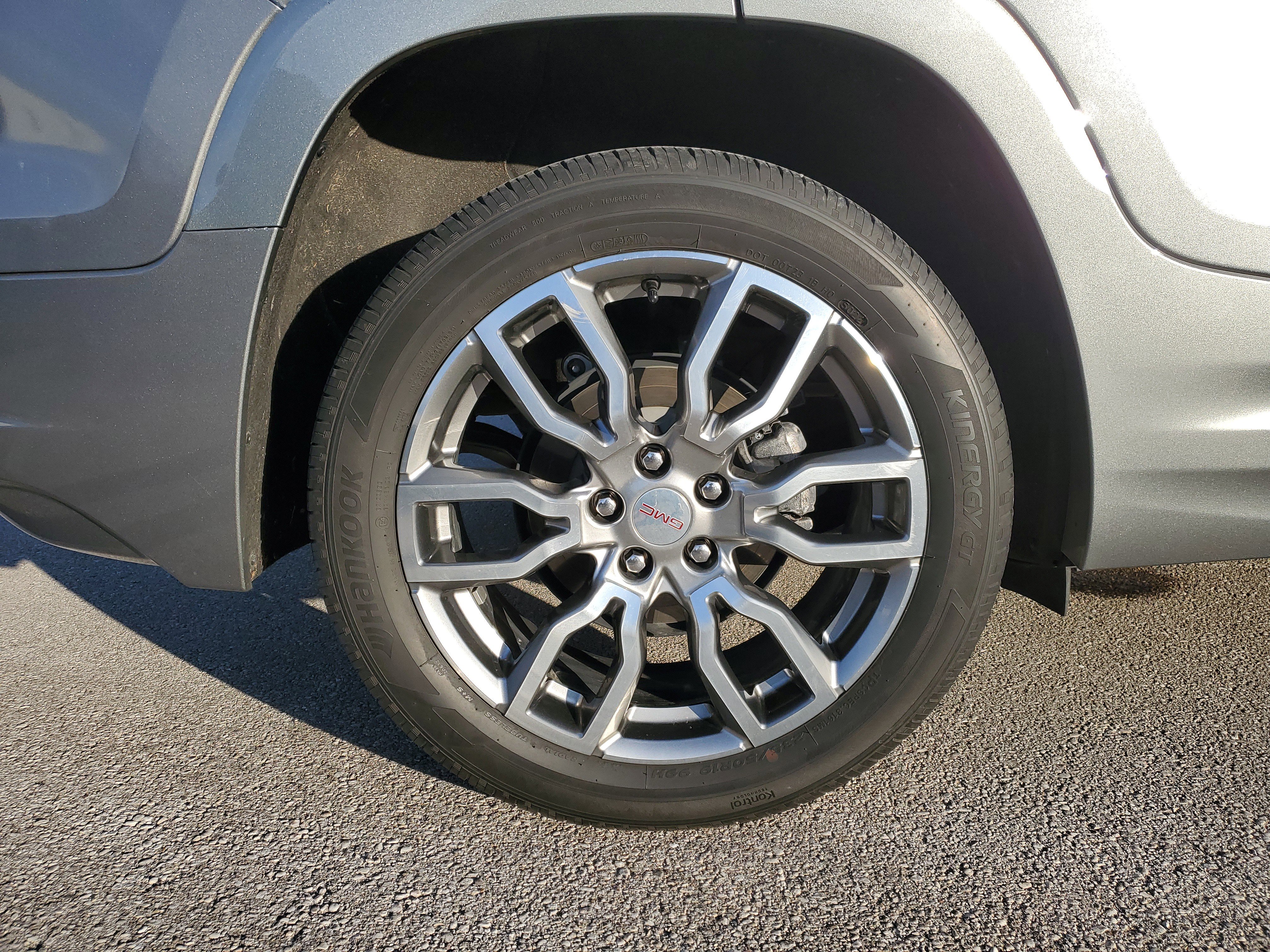 Used 2023 GMC Terrain Denali image 6