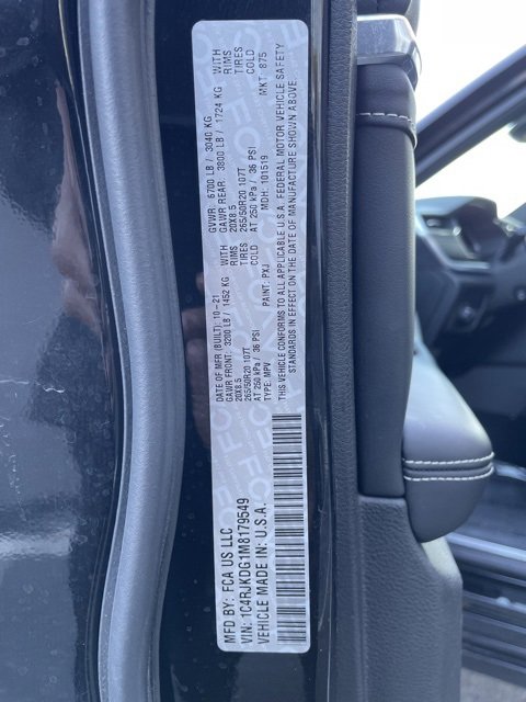 Used 2021 Jeep Grand Cherokee L Overland w/ Luxury Tech Group IV image 40