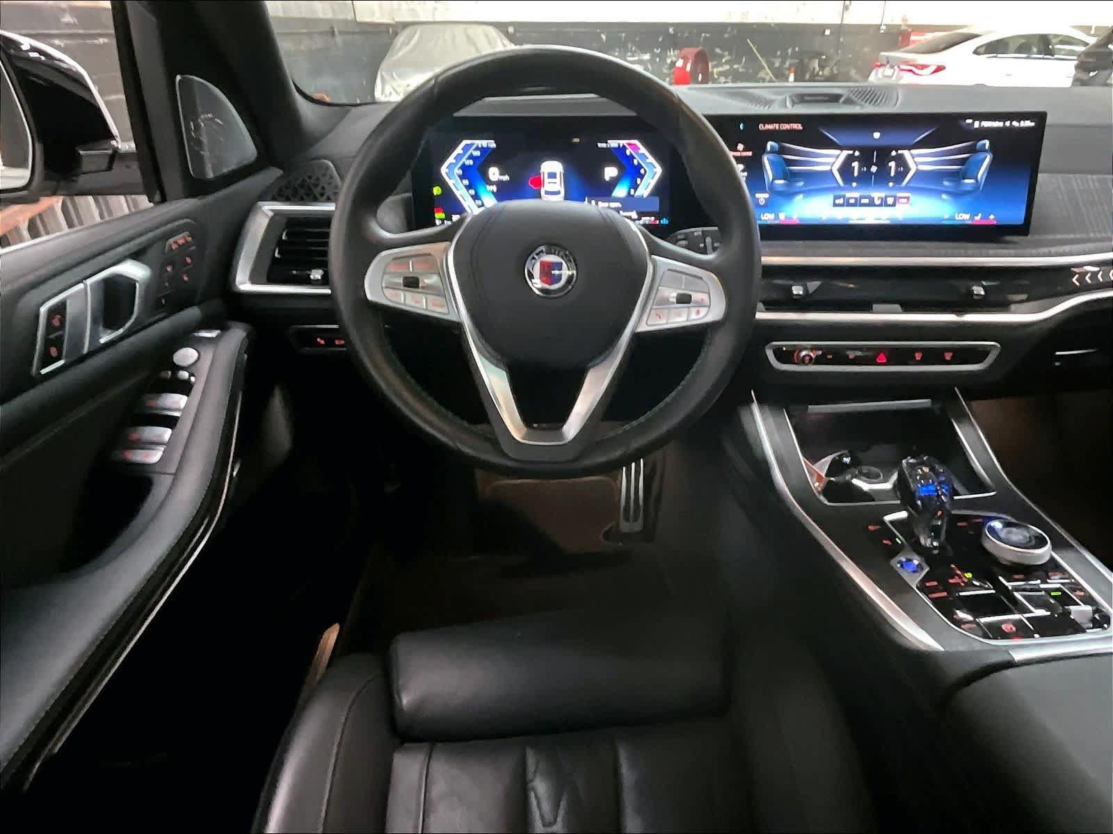 Used 2025 BMW ALPINA XB7 AWD/4WD image 8
