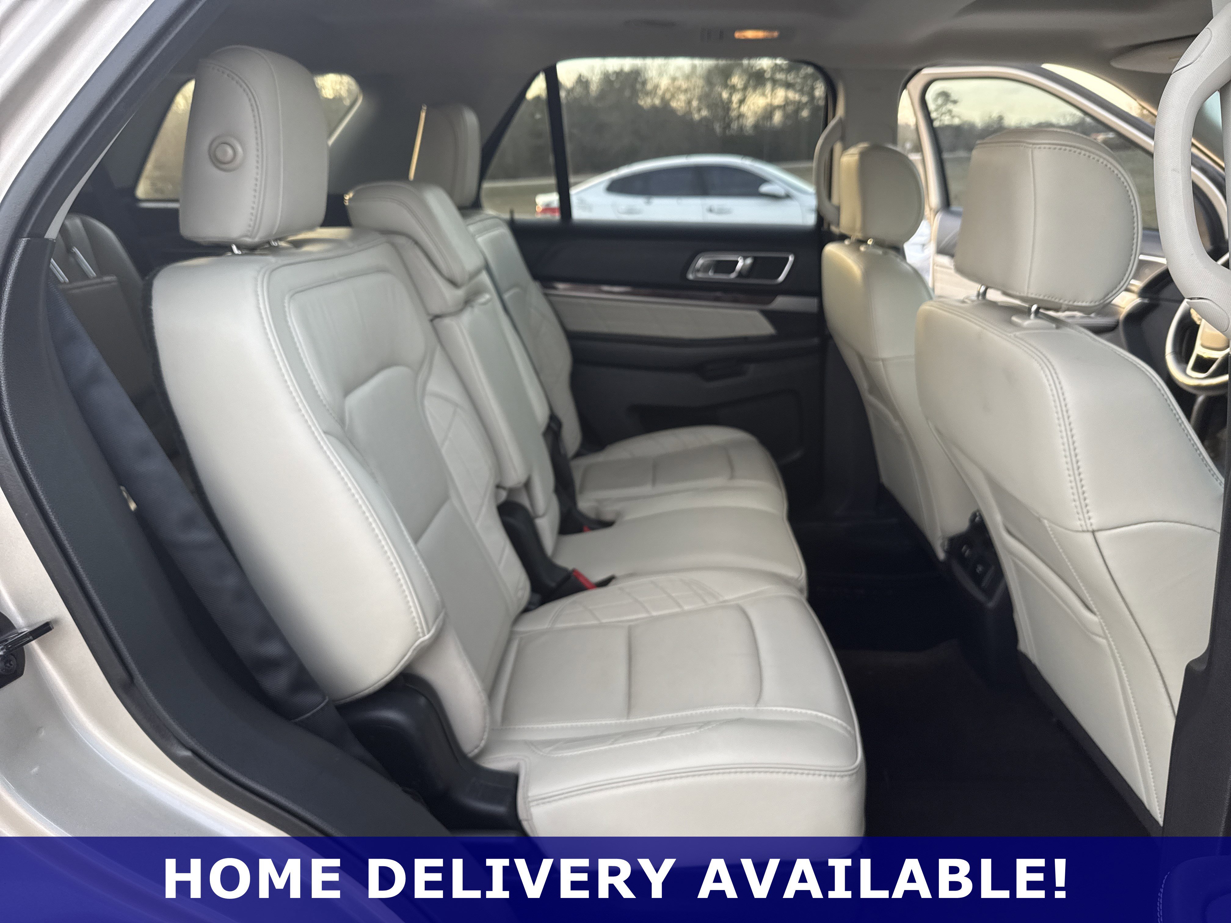 Used 2017 Ford Explorer Platinum image 23