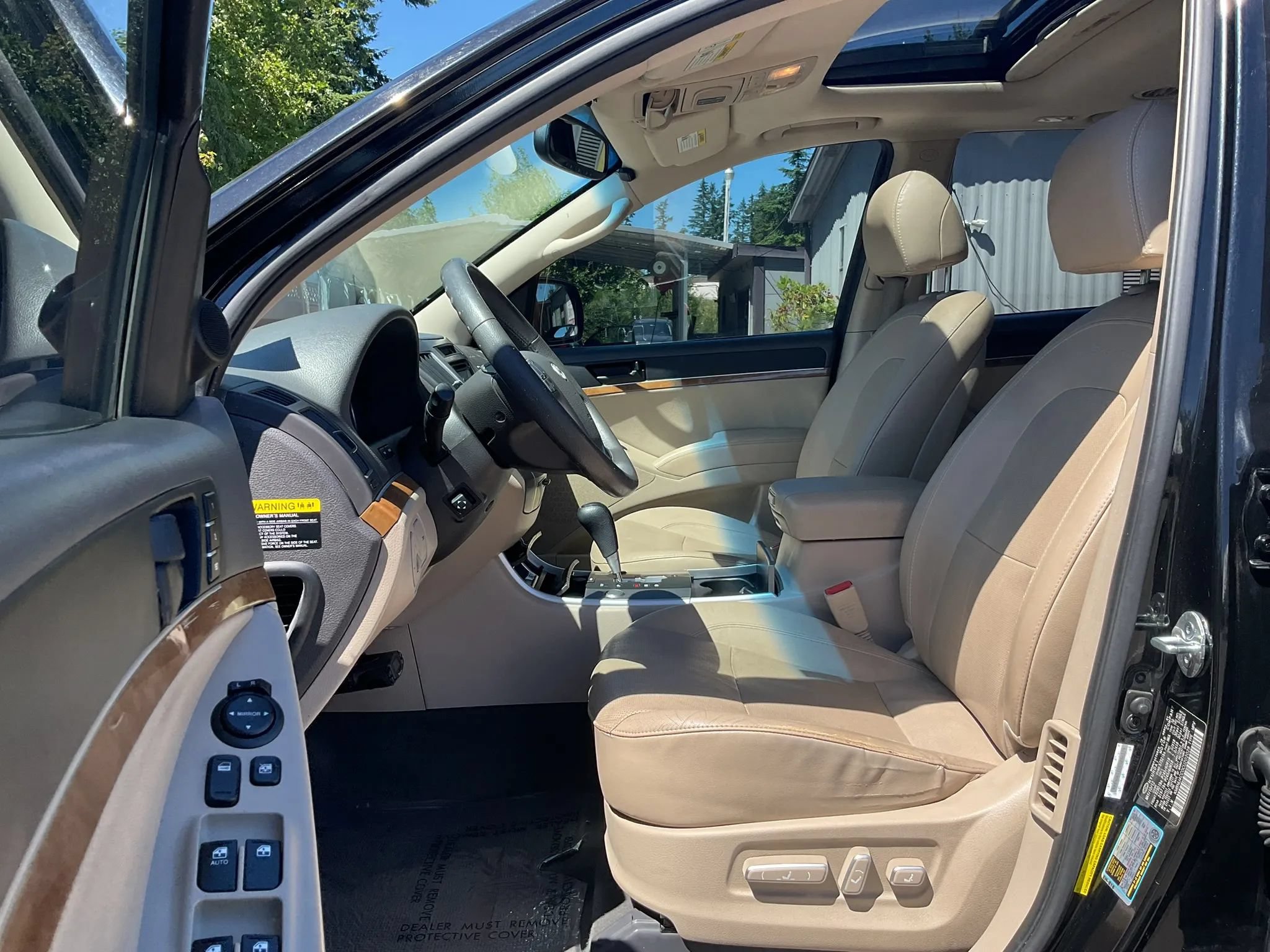 Used 2012 Hyundai Veracruz Limited FWD image 9