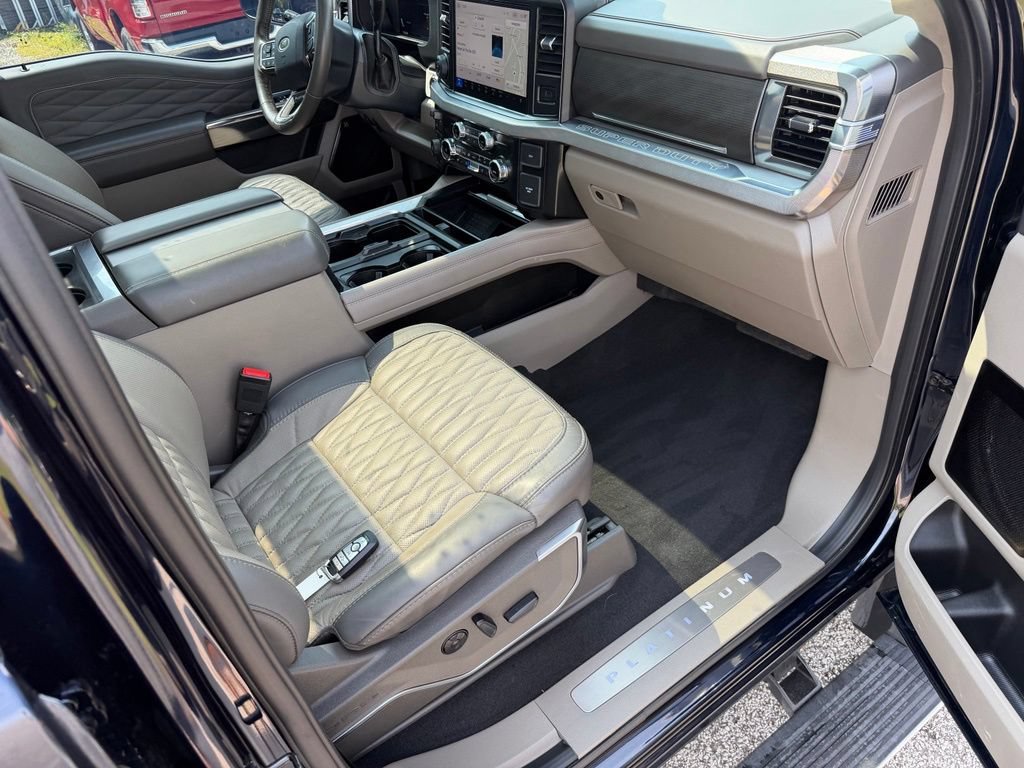 Used 2025 Ford F450 Platinum w/ Platinum Plus Package AWD/4WD image 49
