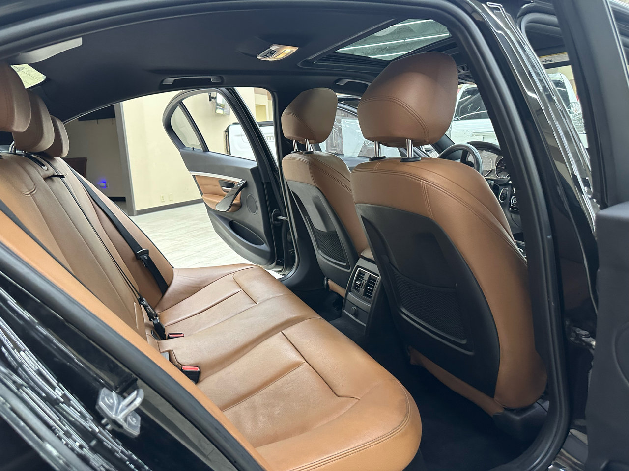 Used 2016 BMW 328i Sedan image 38