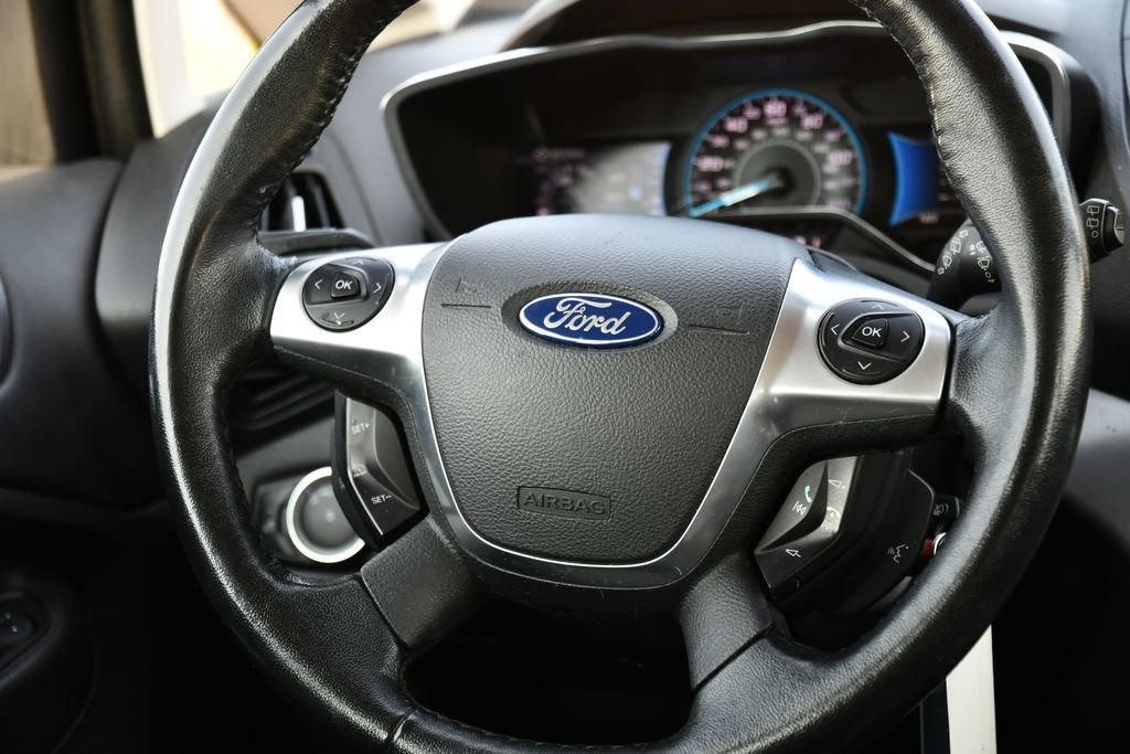 Used 2015 Ford C-MAX SE w/ Equipment Group 202A FWD image 21