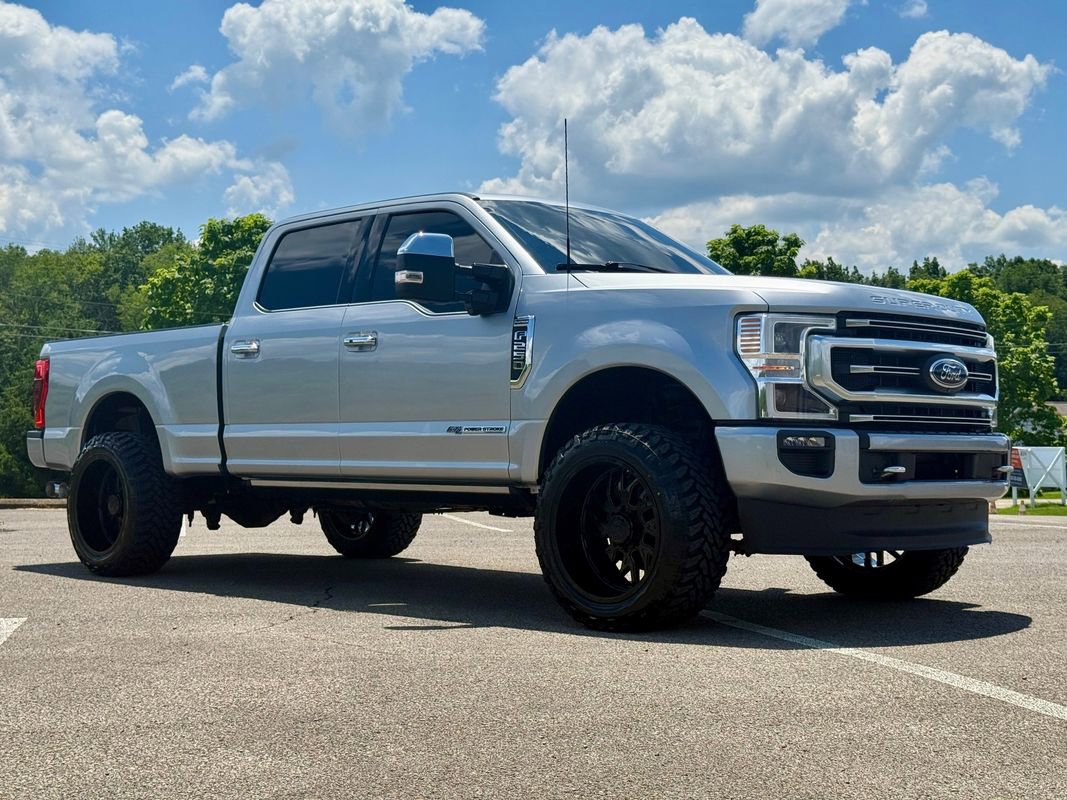 Used 2022 Ford F250 Platinum w/ FX4 Off-Road Package image 3