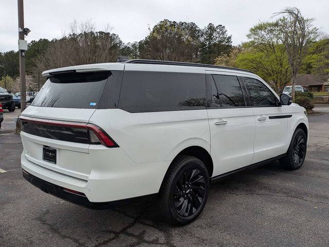 New 2026 Lincoln Navigator L Reserve w/ Jet Appearance Package image 4