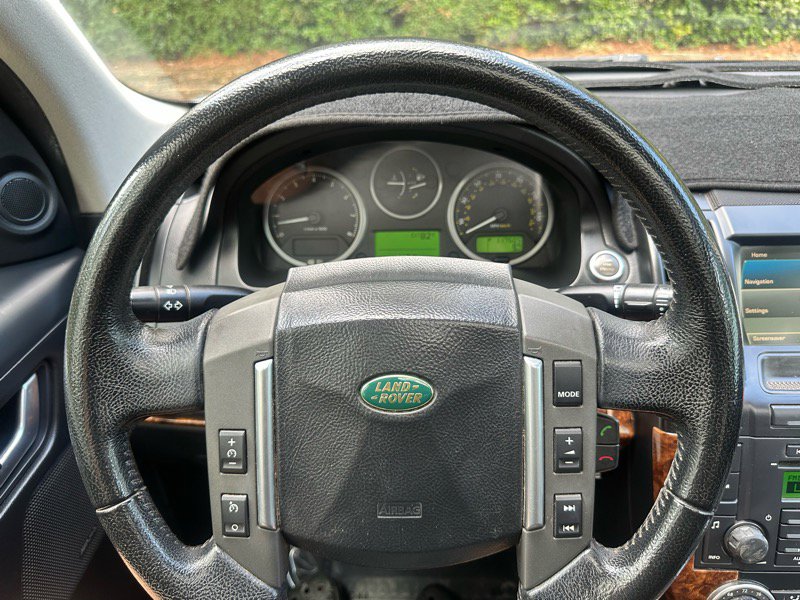 Used 2008 Land Rover LR2 SE image 22