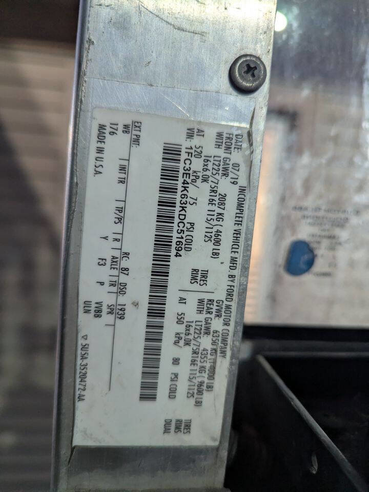 Used 2019 Ford E-450 and Econoline 450 Super Duty image 26