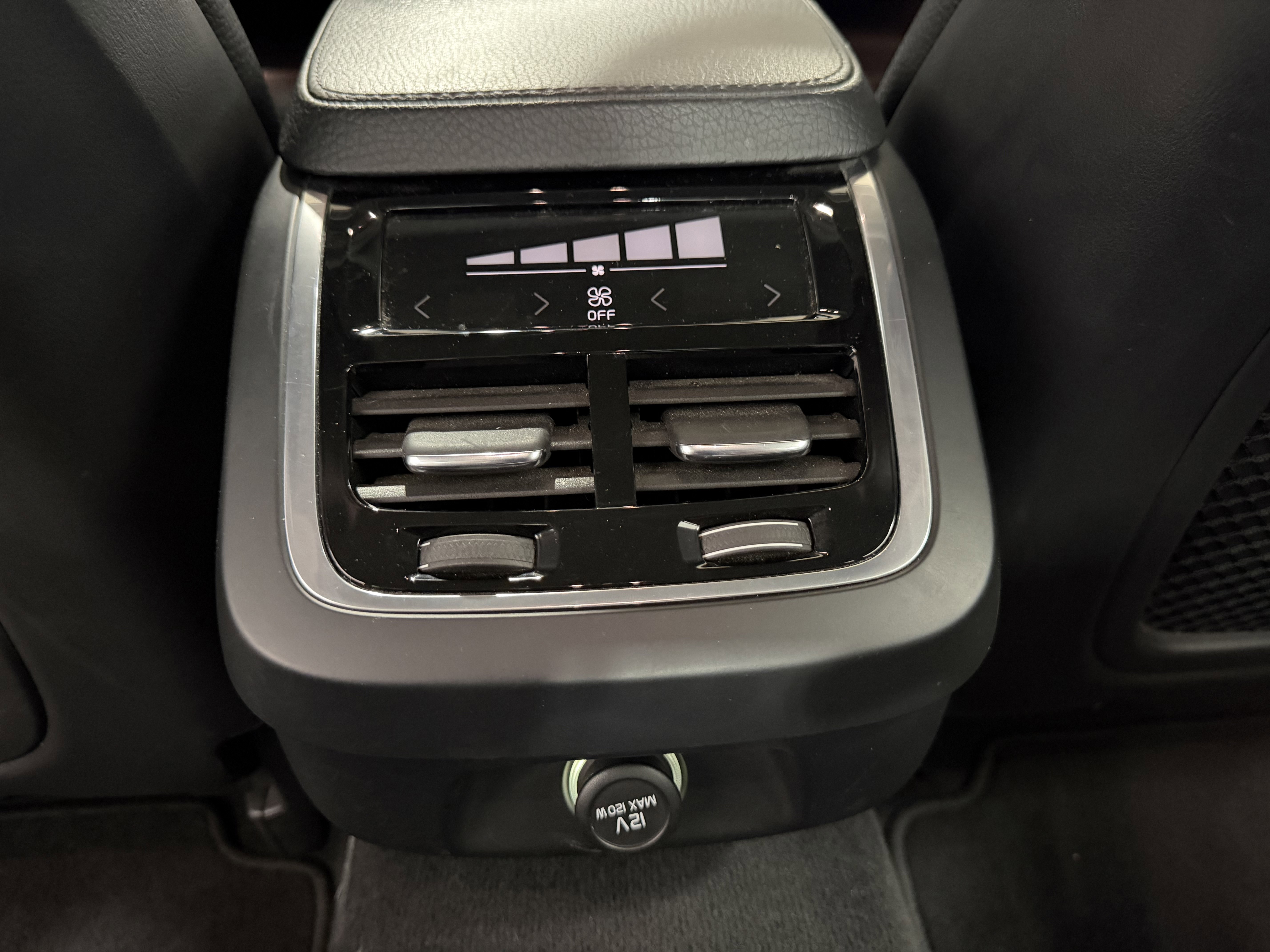Used 2017 Volvo S90 T5 Momentum w/ Convenience Package FWD image 27