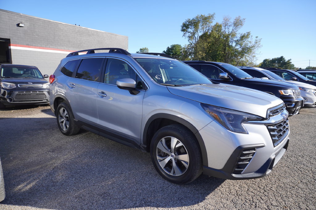 Used 2024 Subaru Ascent Premium w/ Convenience Package AWD/4WD image 10