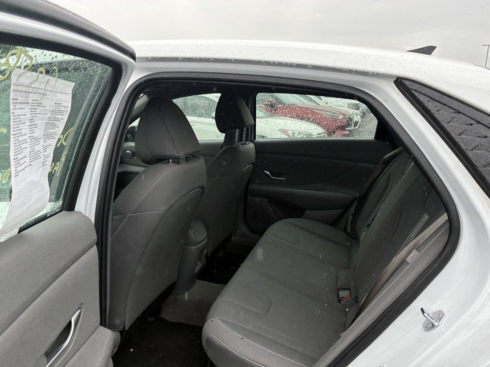 Used 2025 Hyundai Elantra SEL FWD image 10