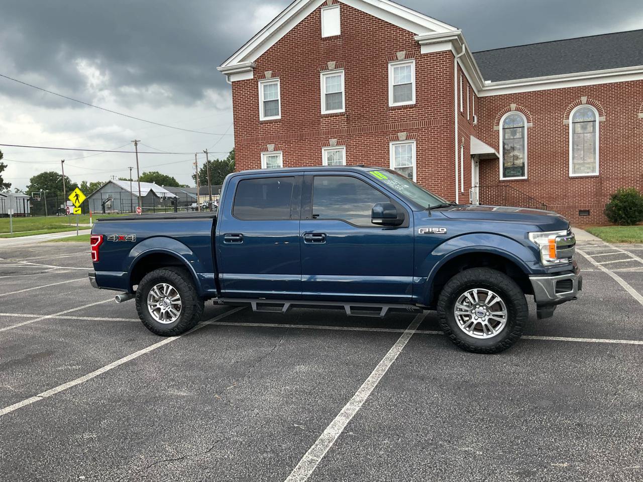 Used 2018 Ford F150 Lariat w/ Max Trailer Tow Package AWD/4WD image 3