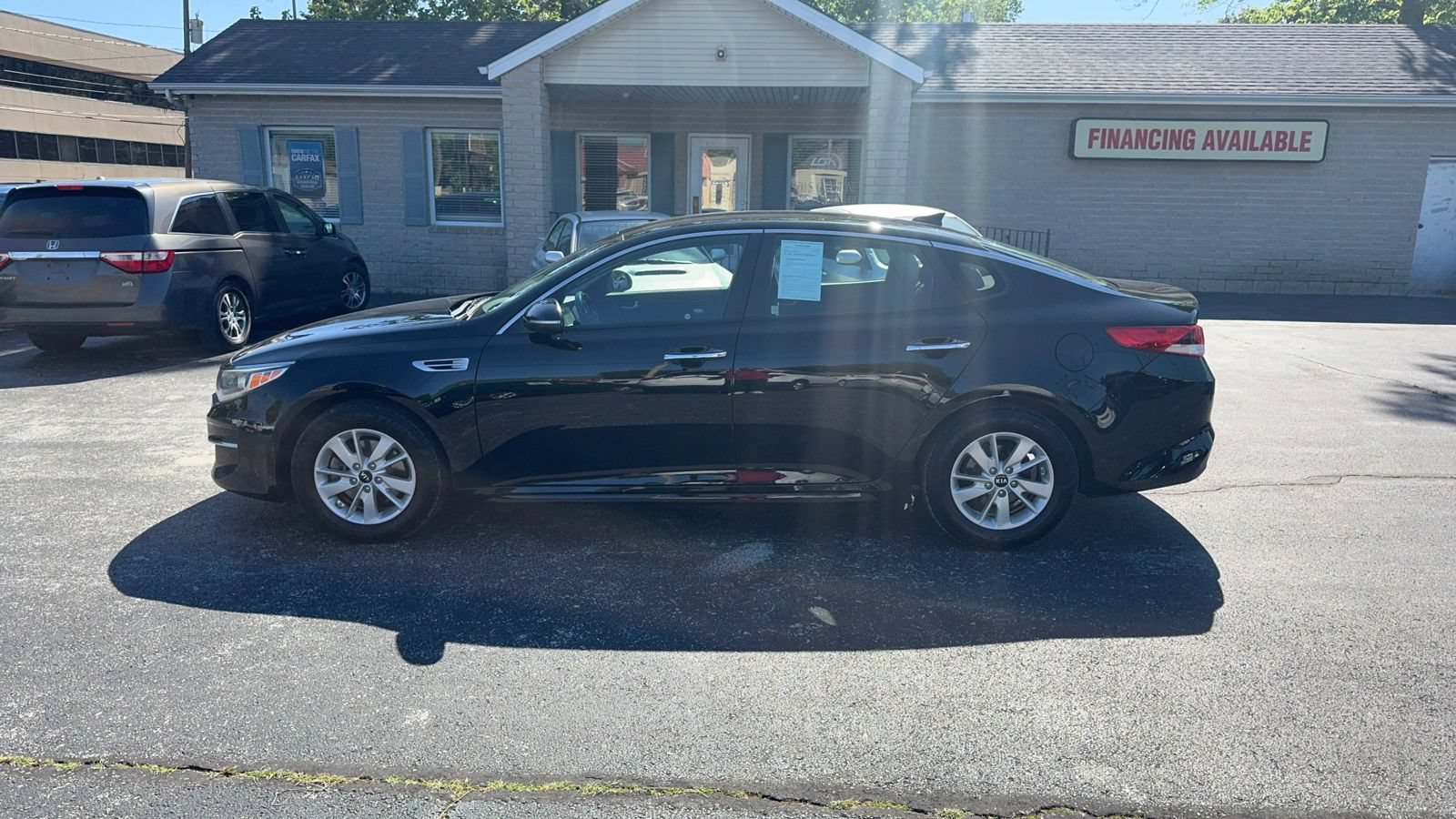 Used 2018 Kia Optima LX w/ Convenience Package FWD image 4