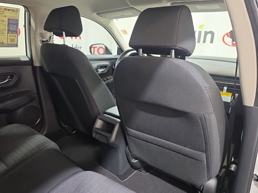 Used 2026 Honda HR-V LX image 28