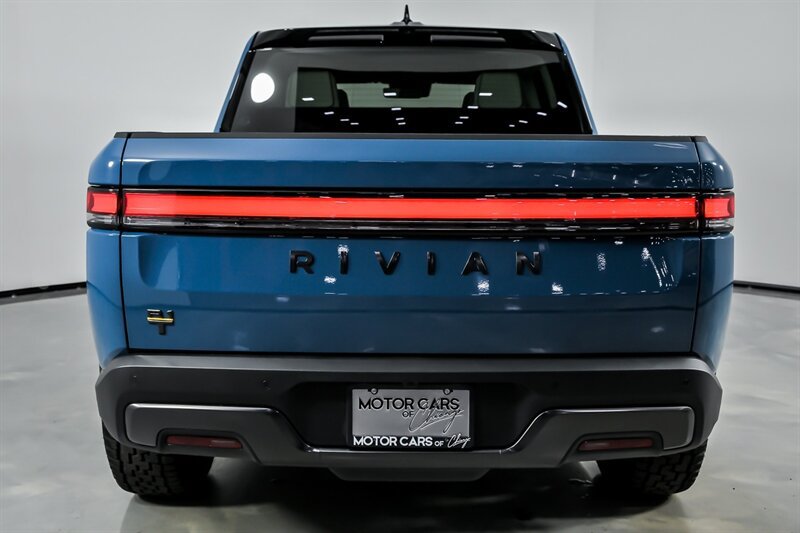 Used 2025 Rivian R1T Premium AWD/4WD image 11