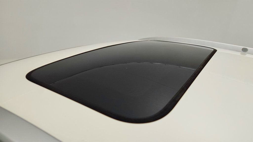 Used 2015 Honda CR-V Touring image 10