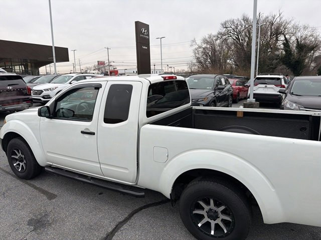 Used 2015 Nissan Frontier S image 19