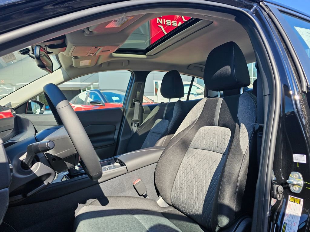 New 2026 Nissan Sentra SV FWD image 17