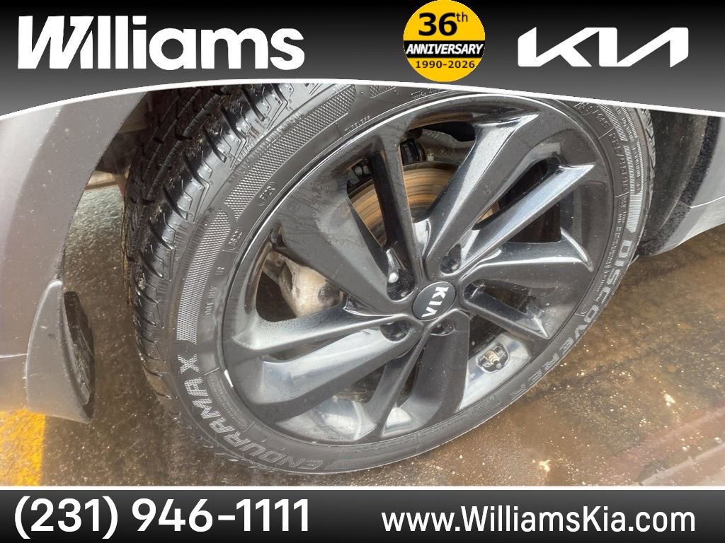 Used 2019 Kia Niro S Touring image 15