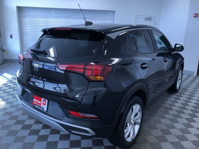 Used 2025 Buick Encore GX Preferred AWD/4WD image 34