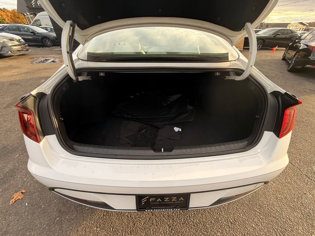 Used 2023 Hyundai Sonata SE image 13