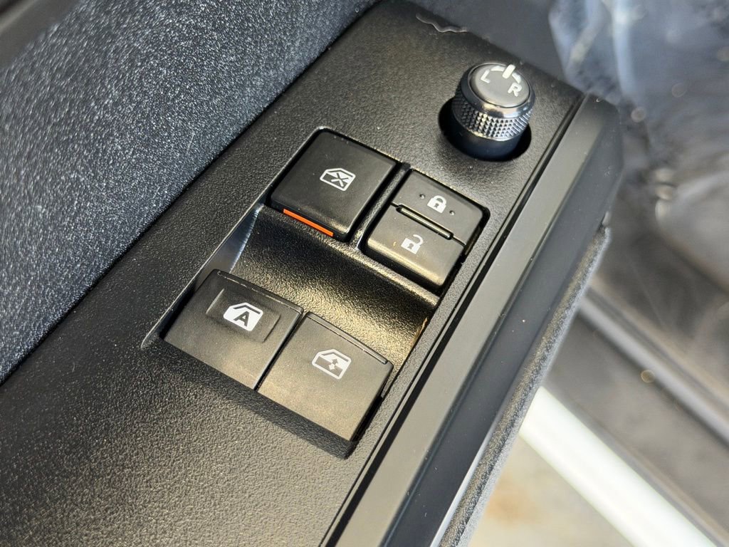 Certified 2021 Toyota Tacoma SR image 18