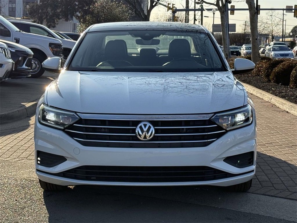 Used 2019 Volkswagen Jetta SEL image 2