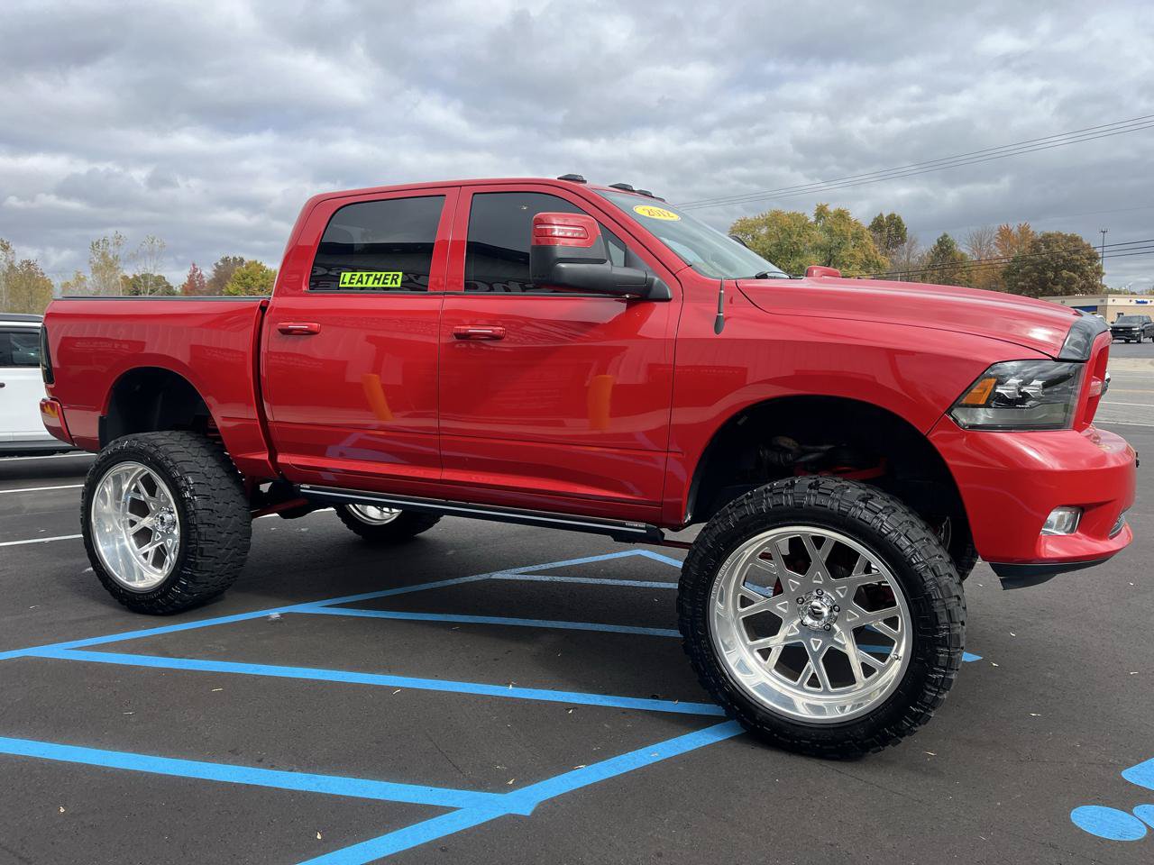 Used 2012 RAM 1500 ST AWD/4WD image 4
