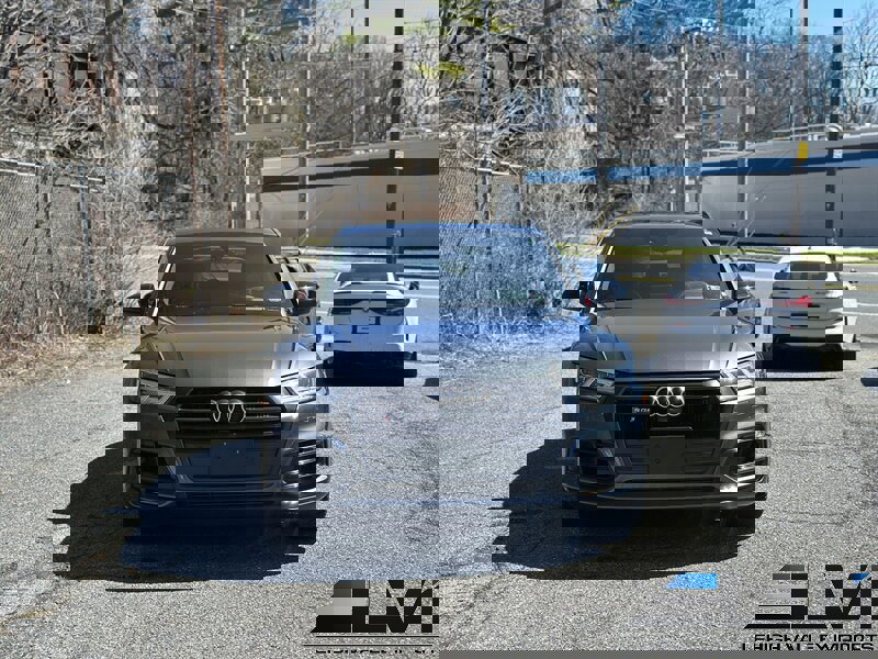 Used 2020 Audi SQ5 Prestige image 6