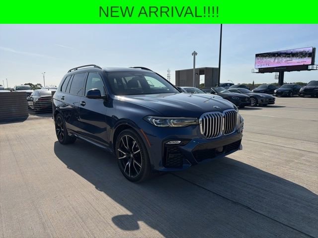 Used 2022 BMW X7 xDrive40i w/ M Sport Package image 1