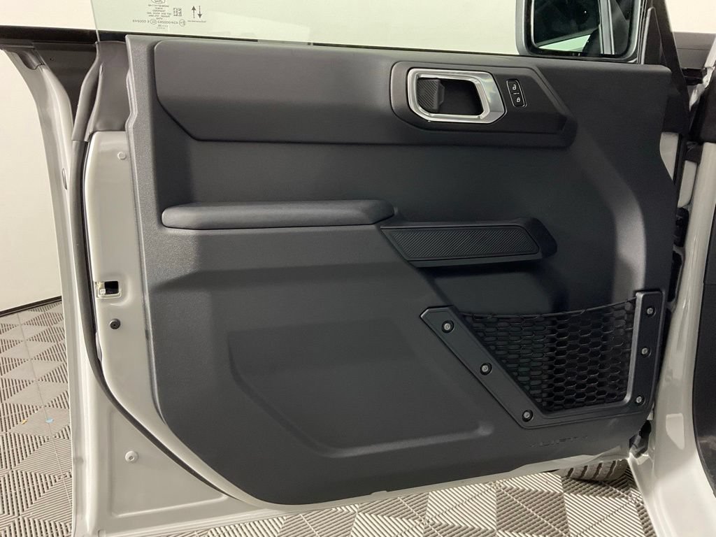 New 2026 Ford Bronco 4-Door AWD/4WD image 12