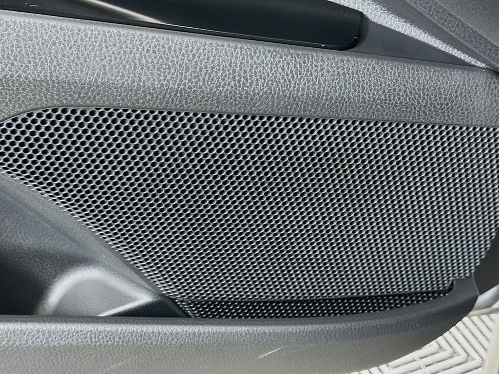 Certified 2025 Toyota Camry SE w/ Convenience Package image 19