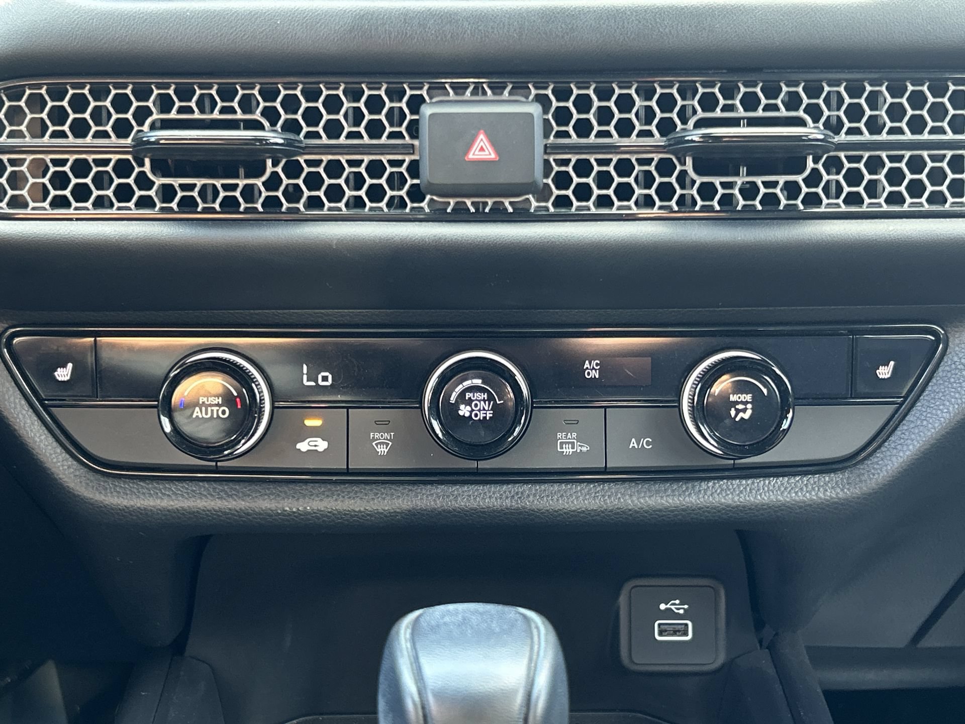 Certified 2025 Honda HR-V Sport image 16