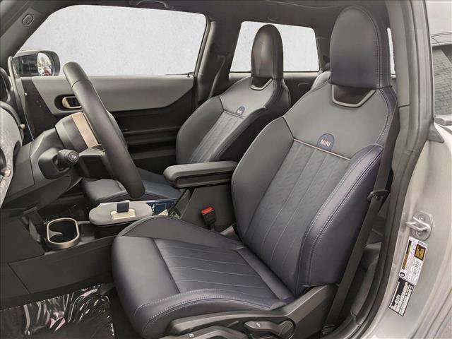 Certified 2025 MINI Cooper 2-Door Hardtop FWD image 15