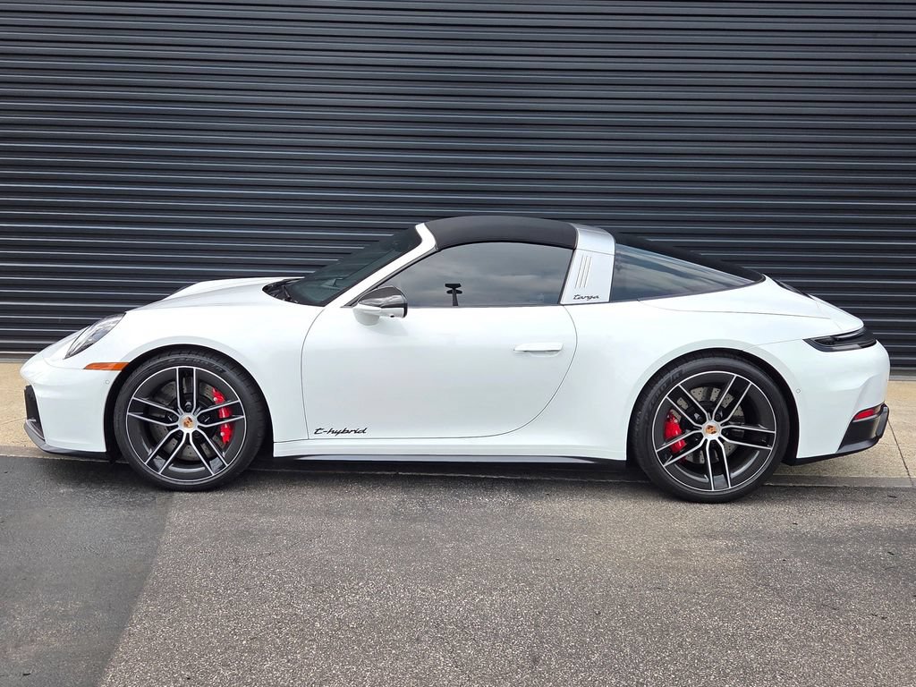 Certified 2026 Porsche 911 Targa 4 GTS AWD/4WD image 2