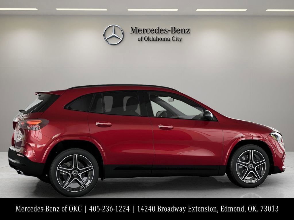 Used 2025 Mercedes-Benz GLA 250 4MATIC image 16