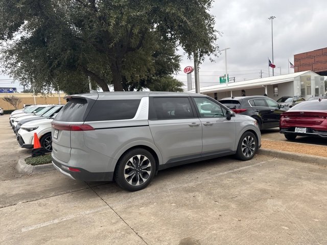 Certified 2024 Kia Carnival EX image 14