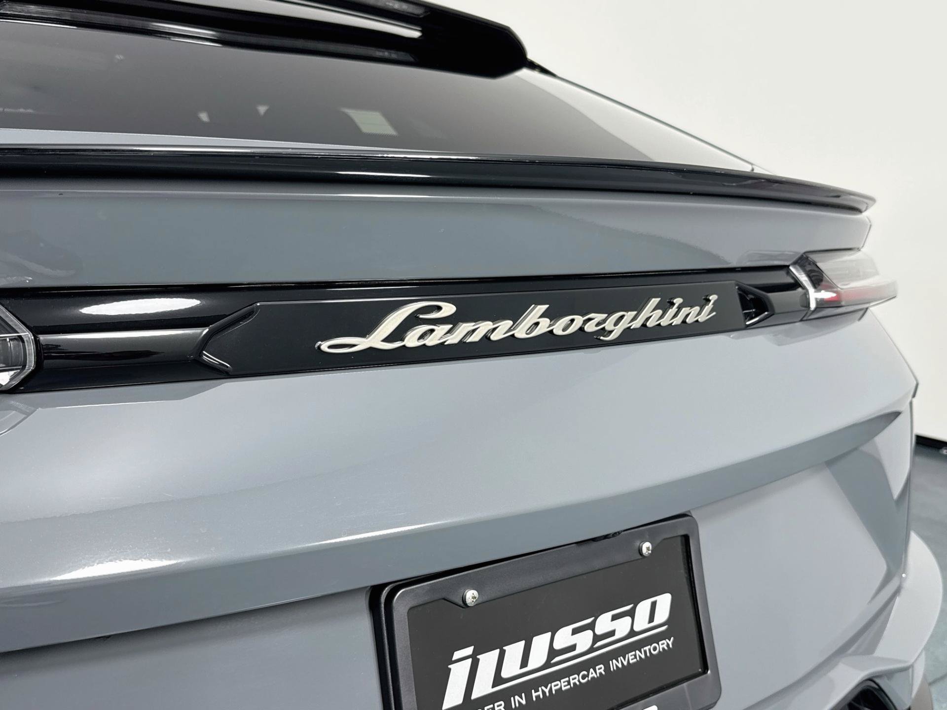 Used 2024 Lamborghini Urus S AWD/4WD image 47
