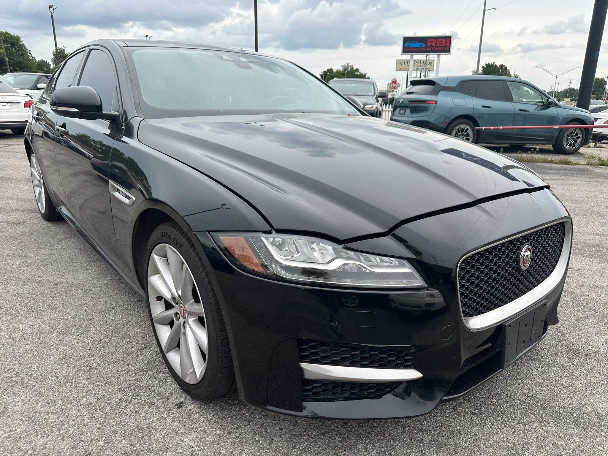 Used 2017 Jaguar XF R-Sport AWD/4WD image 30