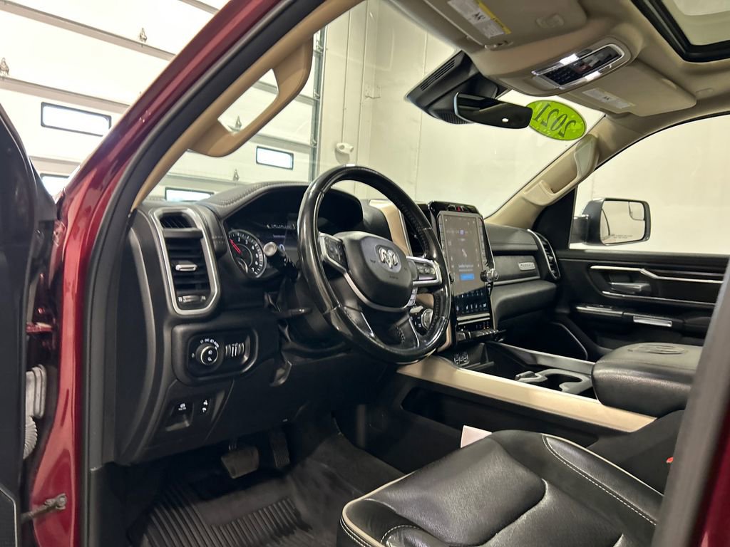 Used 2021 RAM 1500 Laramie AWD/4WD image 19