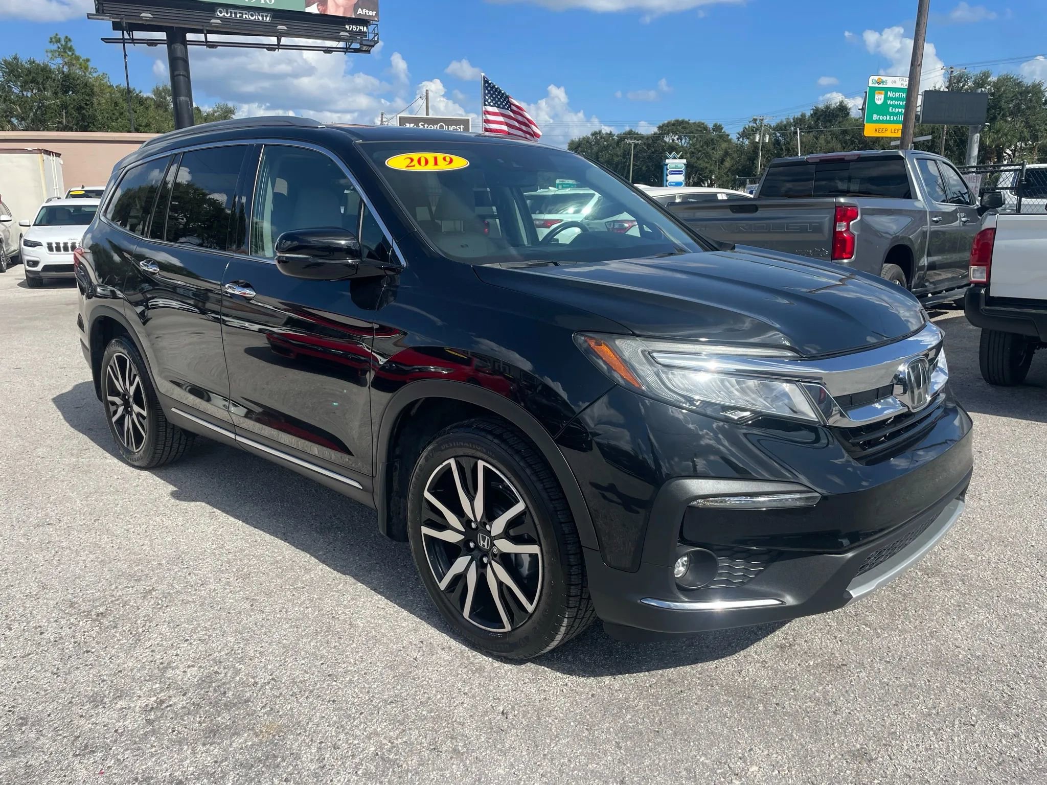 Used 2019 Honda Pilot Elite image 3