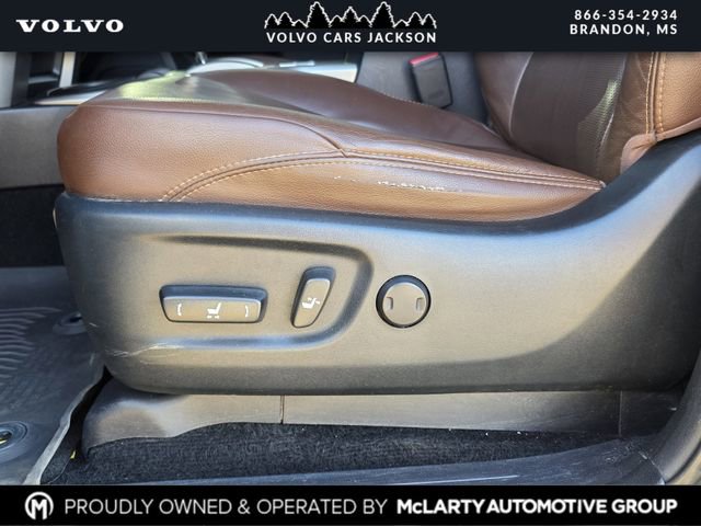 Used 2022 Toyota 4Runner Limited image 13