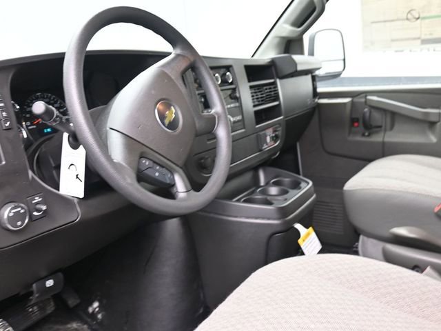 New 2026 Chevrolet Express 2500 image 8