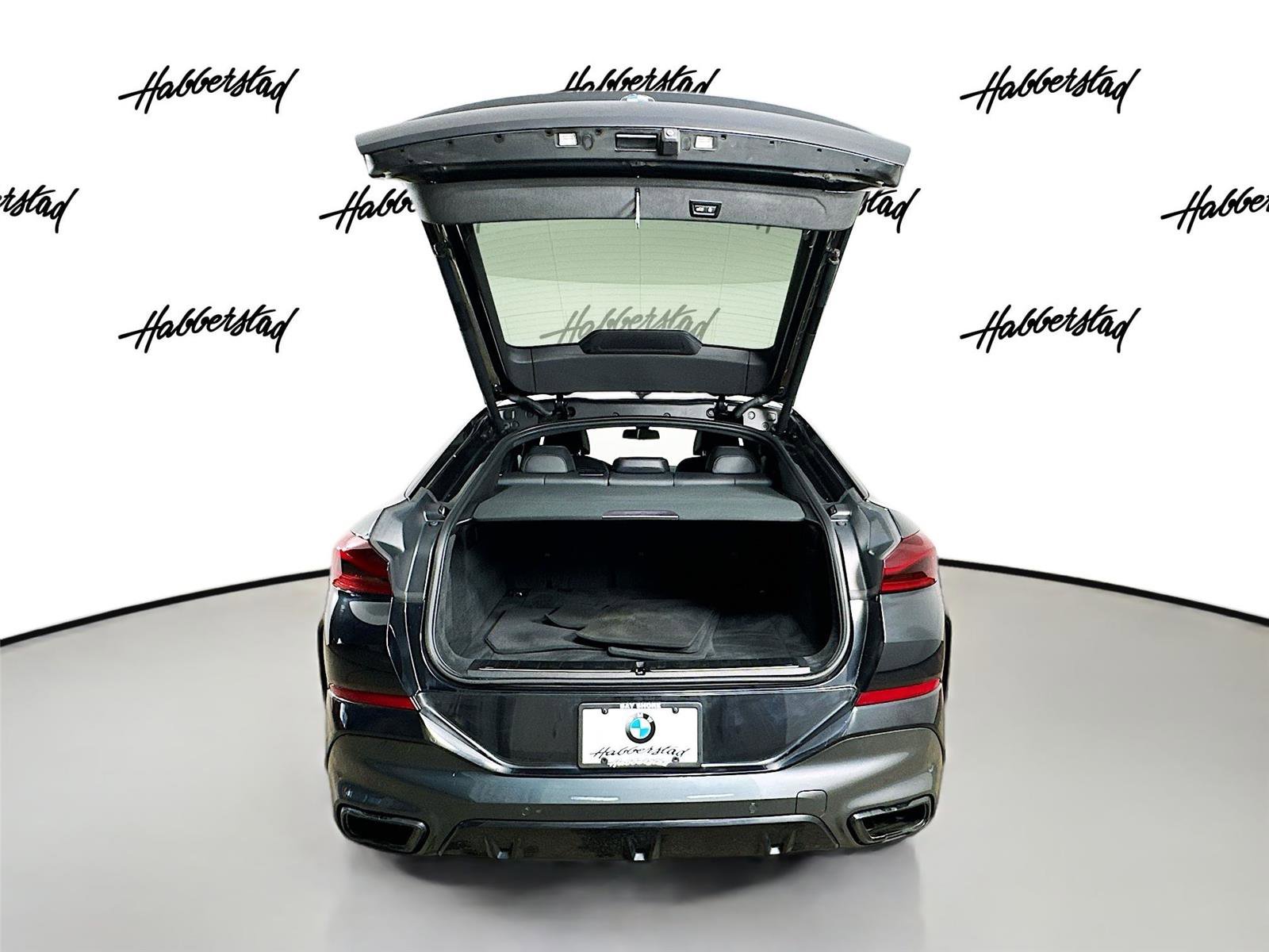 Used 2021 BMW X6 M50i image 28