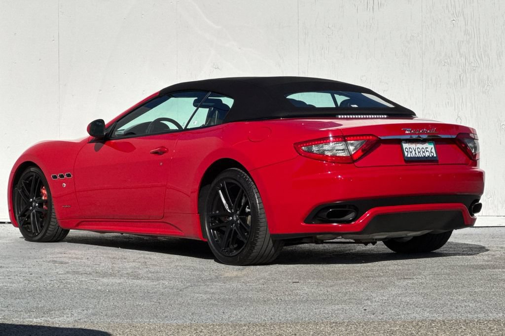 Used 2016 Maserati GranTurismo Sport RWD image 5